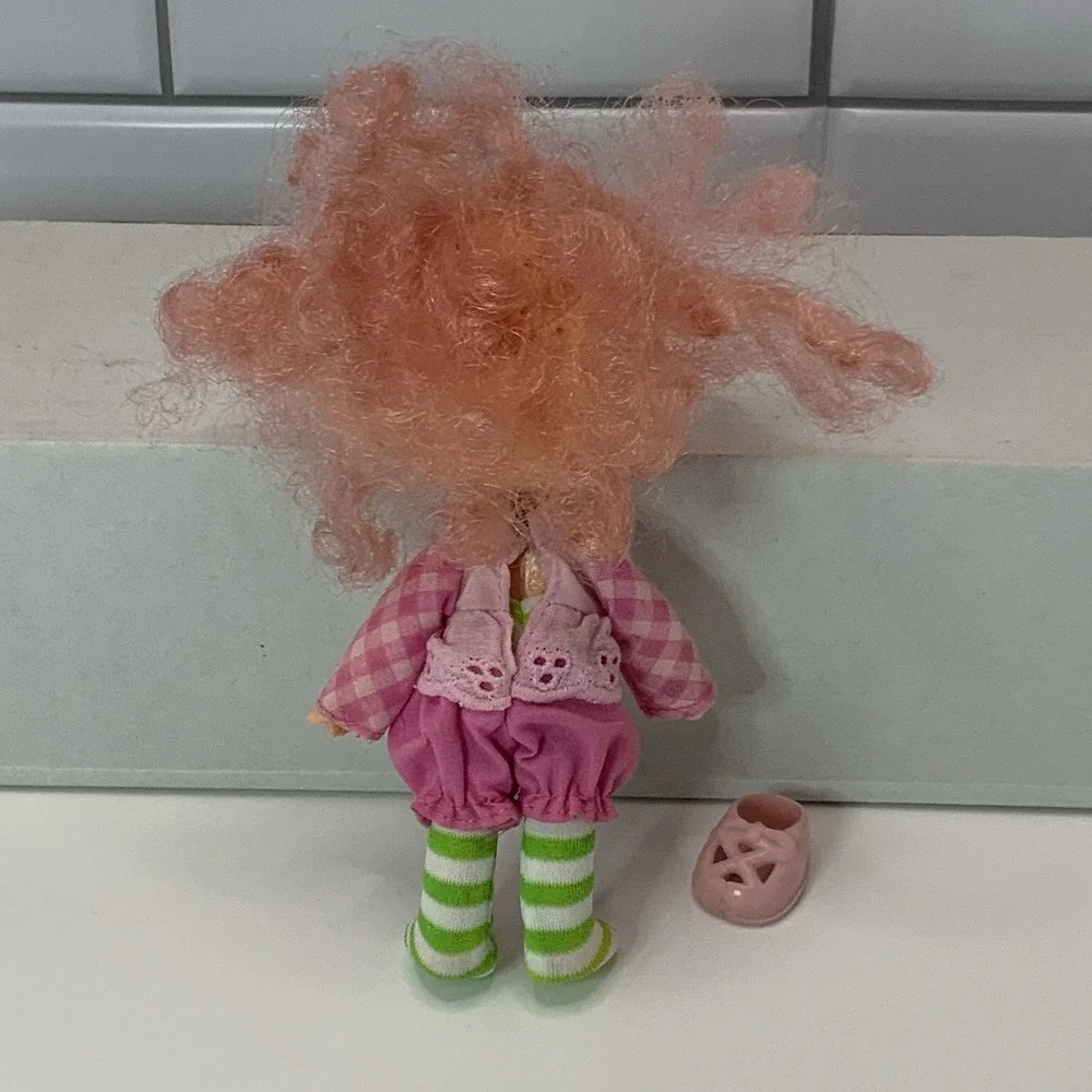 Strawberry‎ Shortcake Raspberry Tart Doll Outfit and Tights Vintage Missing Shoe